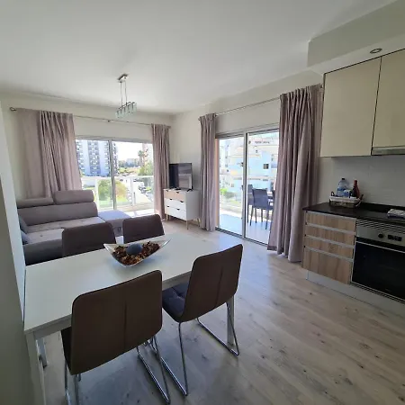 Apartment By The Sea - Premium