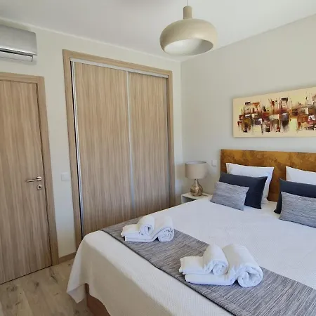 Apartment By The Sea - Premium